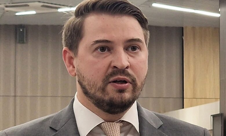 Иллюстрация, символизирующая дружбу между Россией и Кыргызстаном
