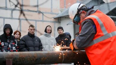 Сварочный аппарат, символизирующий альтернативные профессии в России