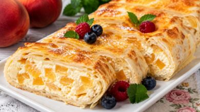 Яблочный пирог из лаваша, готовый к подаче