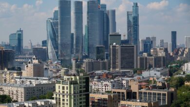 Изображение, иллюстрирующее влияние слова на общество и культуру