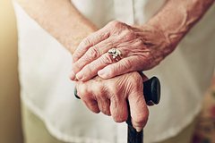 Башкирская учительница, отмечающая 104-летие, за школьной доской