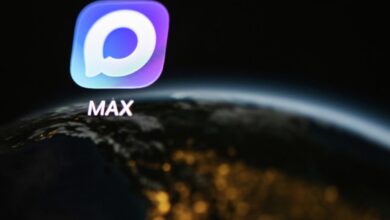 Блогеры собирают чемоданы, готовясь к путешествиям на площадке «Макс»