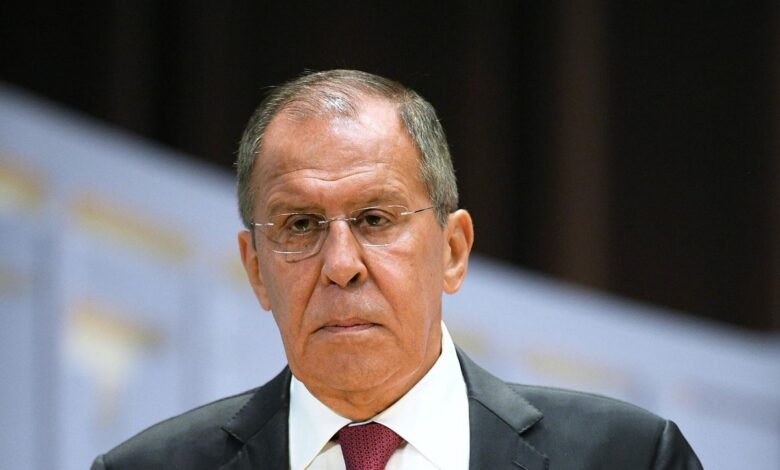 Сергей Лавров делится секретами создания студенческого хита