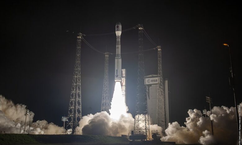 Космическое такси Vega-C на орбите с эко-инспекторами Земли