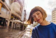 Иллюстрация, показывающая пять деталей внешности, раскрывающих личность