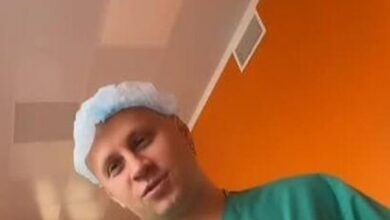 Александр Устьянцев с сыном, радостный момент отцовства 2