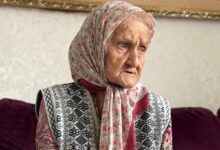 Прабабушка, отмечающая свой 121-й день рождения, делится секретами долголетия и бодрости.