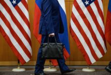 Американские и российские дипломаты на встрече