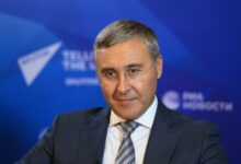 Иллюстрация на тему использования нейросетей в образовательном процессе
