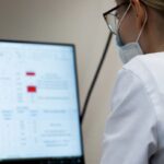 Пермские врачи на видеосвязи с пациентом