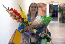 Букет цветов, символизирующий благодарность и уважение к педагогу