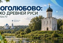 Вид на архитектурные сооружения Боголюбово на фоне лугов