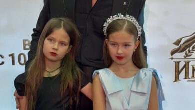Оперное имя для дочки и косметический бунт старших наследниц