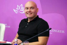 Иллюстрация, символизирующая взаимодействие нейросетей и русской культуры