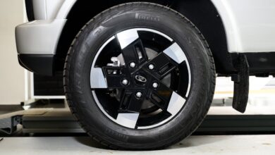 Новая Lada Niva Legend на фоне живописного пейзажа