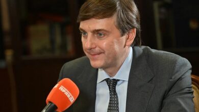 Учитель использует нейросети в классе