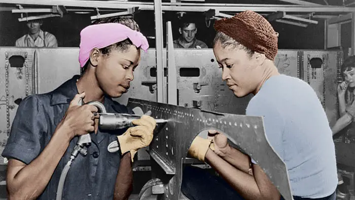 Leudell mitchell lavada cherry wwii riveters invisible warriors