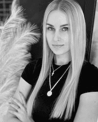 Mikhailova inna headshot