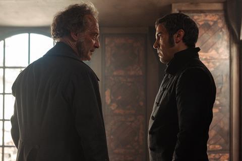 1471169 firstlookstilllesmiserables2026curiosafilmseskwadstudiocanaltf1filmsproductionphotodechristophebrachet 248320 crop