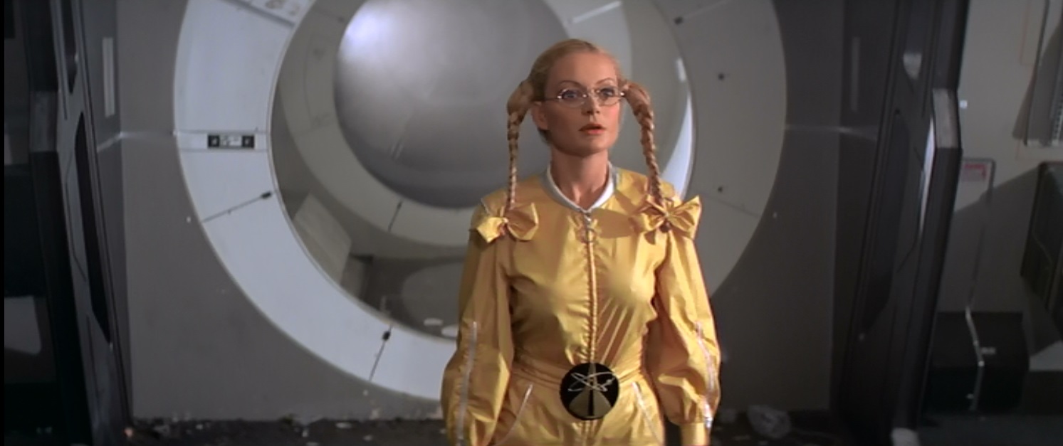 Dolly moonraker