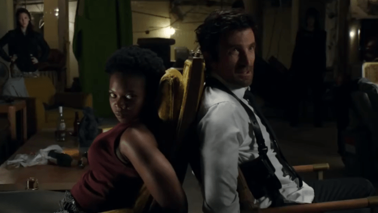 Логотип "Powers" на фоне комикса или кадров из анимационного сериала