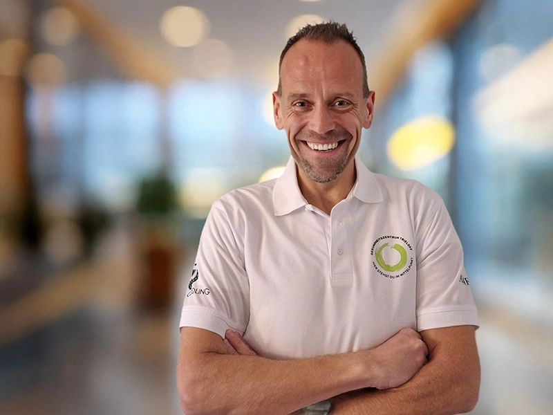 Personal Trainer & Studioinhaber verrät seinen Smart-not-hard Abnehmplan