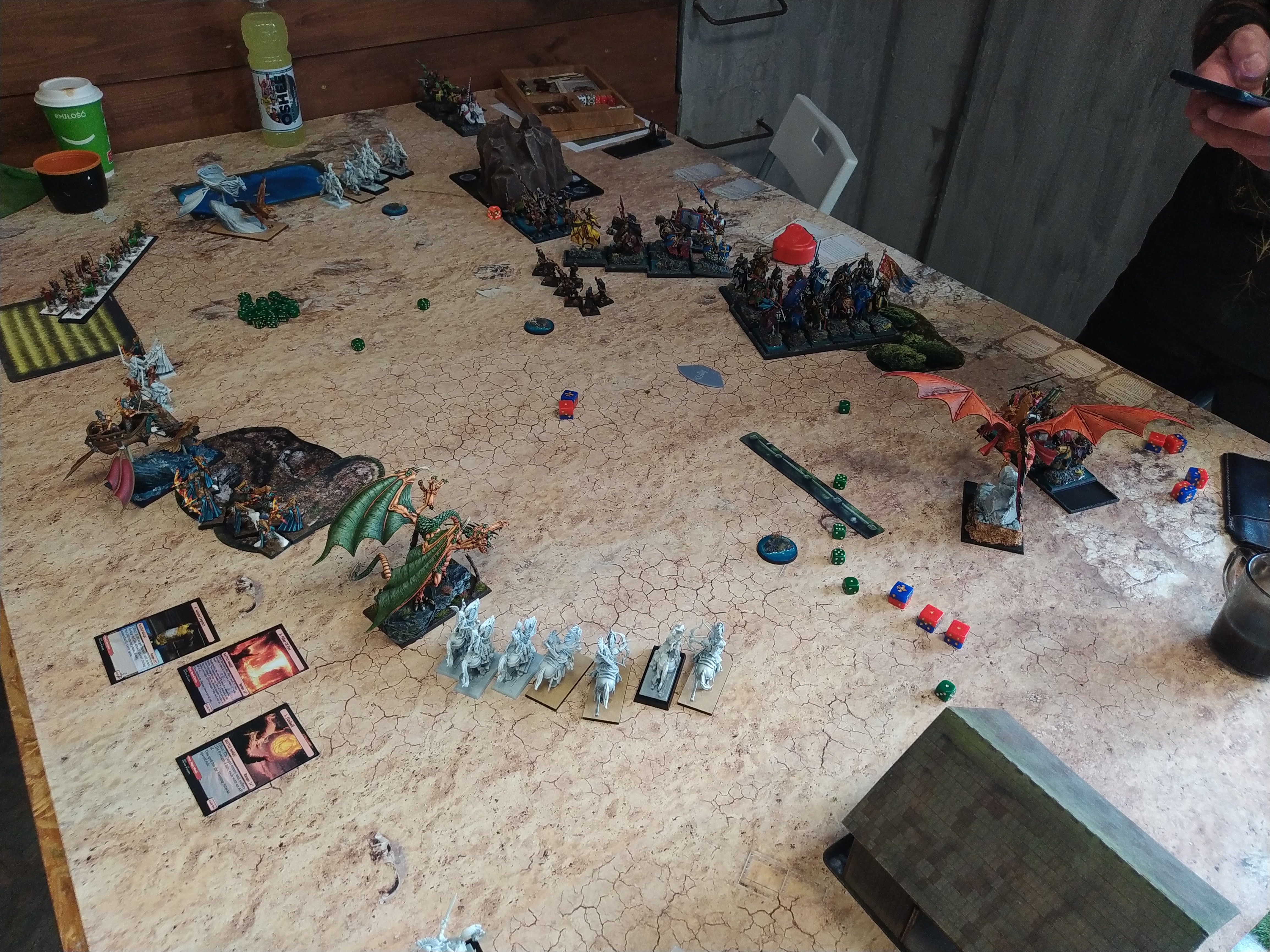 Round 1: High Elf Realms vs Kingdom of Bretonnia (Warhammer: The Old World) — High Elf Realms - Kingdom of Bretonnia