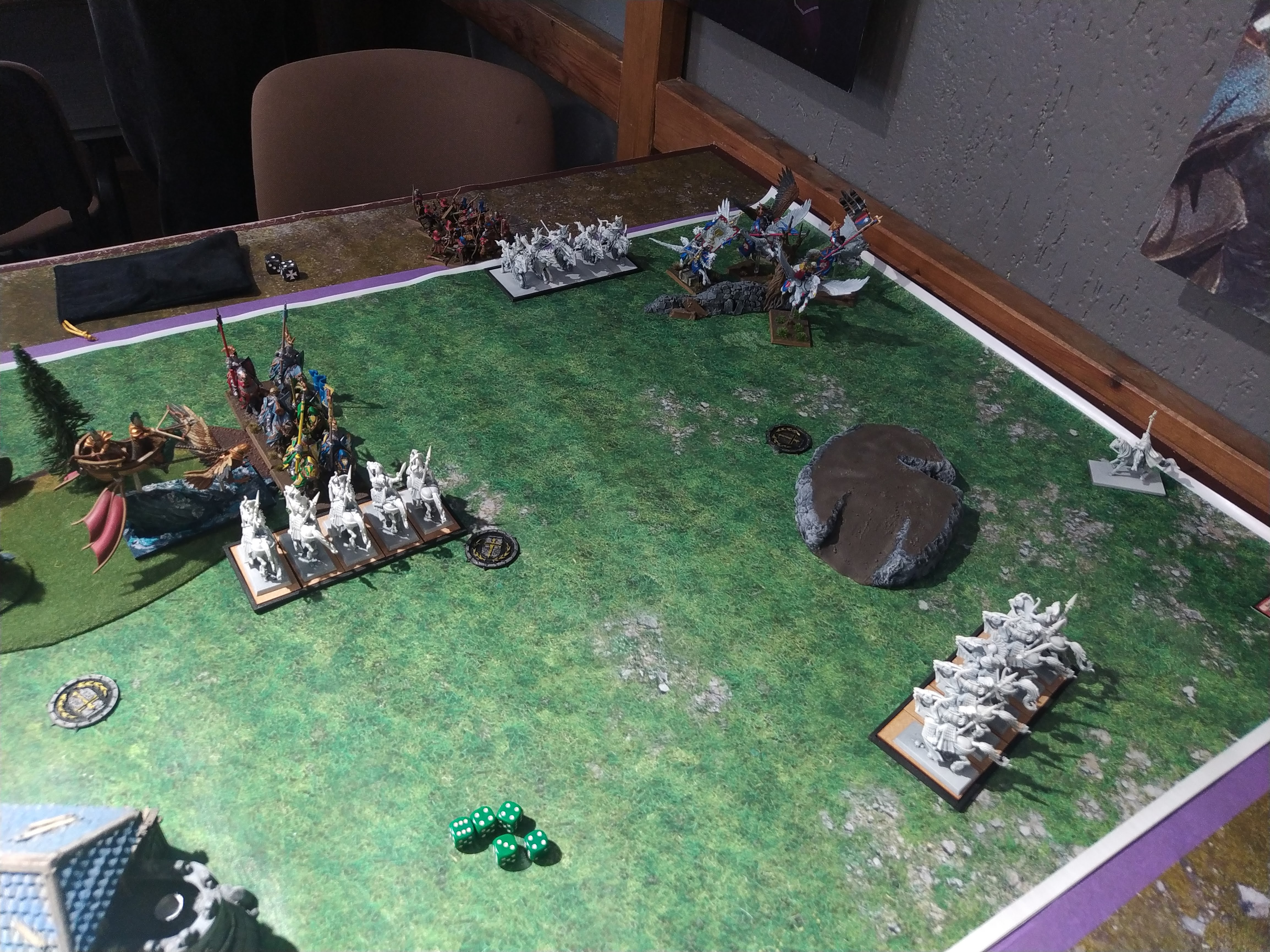 Battle summary photo: High Elf Realms vs Kingdom of Bretonnia (Warhammer: The Old World) — High Elf Realms - Kingdom of Bretonnia