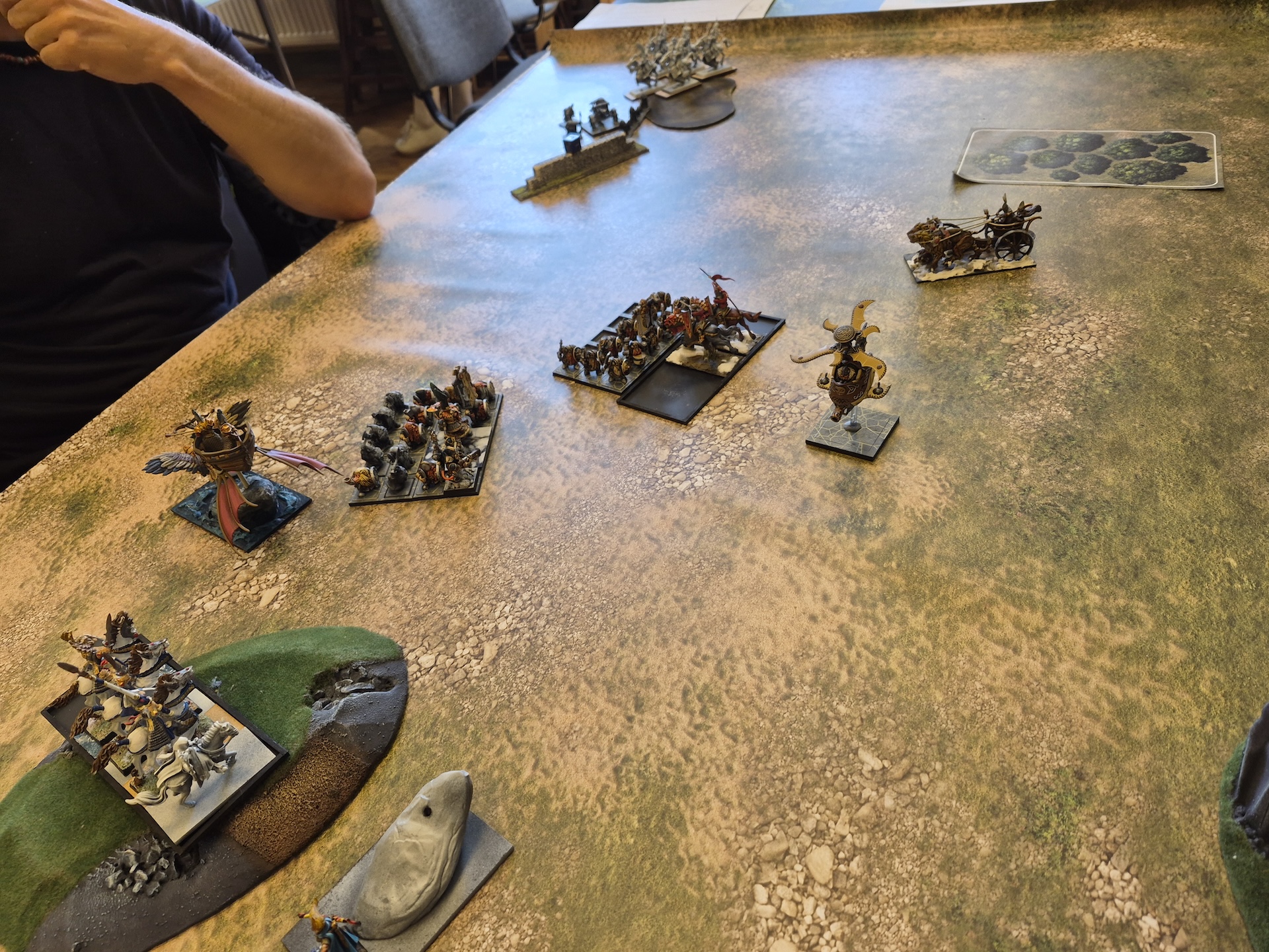 Round 3: High Elf Realms vs Dwarfen Mountain Holds (Warhammer: The Old World) — High Elf Realms - Dwarfen Mountain Holds