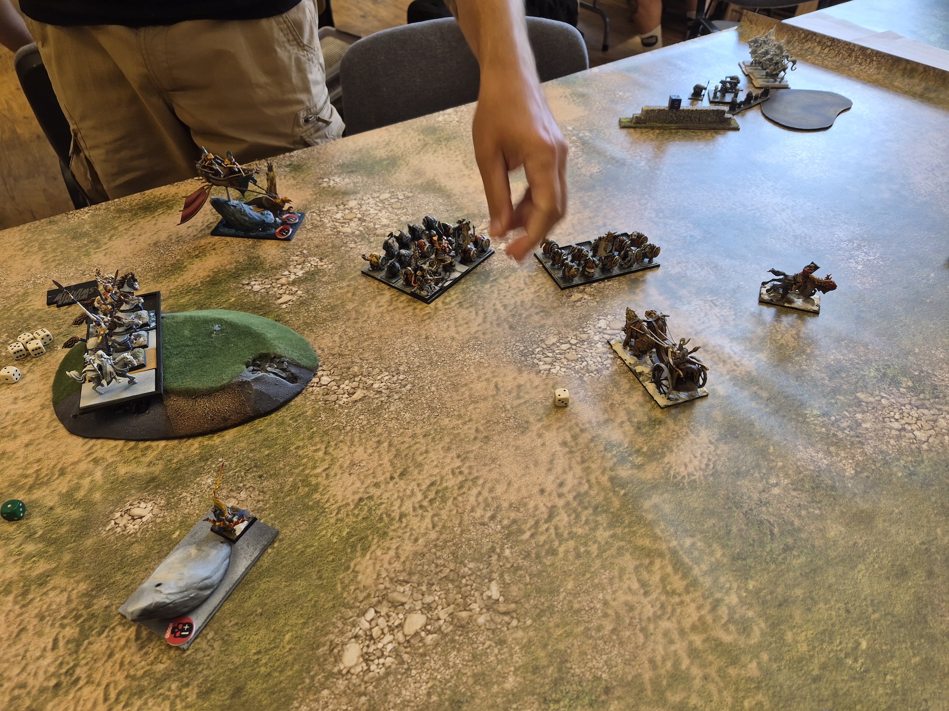 Round 3: High Elf Realms vs Dwarfen Mountain Holds (Warhammer: The Old World) — High Elf Realms - Dwarfen Mountain Holds