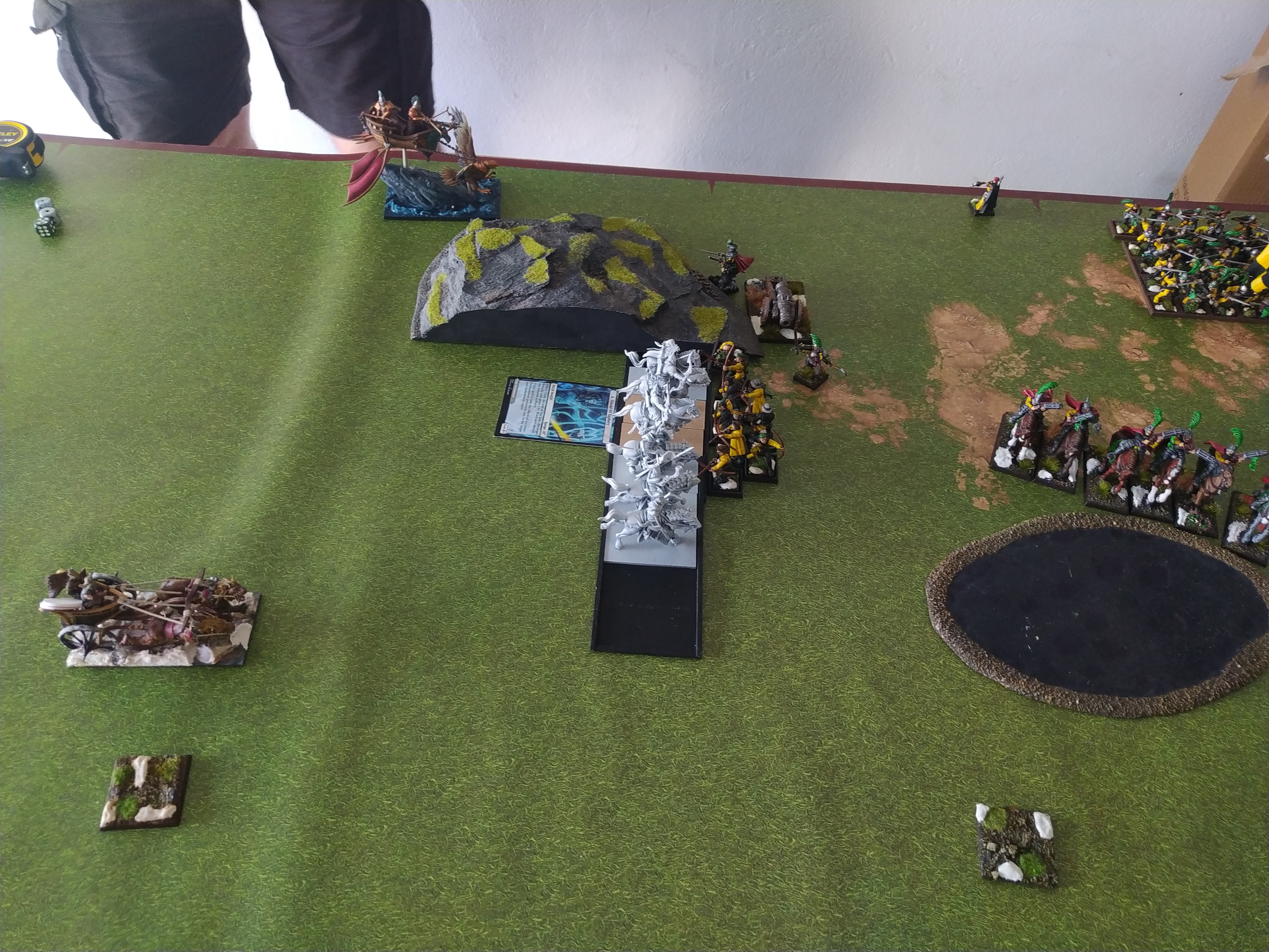 Round 4: High Elf Realms vs Empire of Man (Warhammer: The Old World) — High elves vs imperium w garażu :)