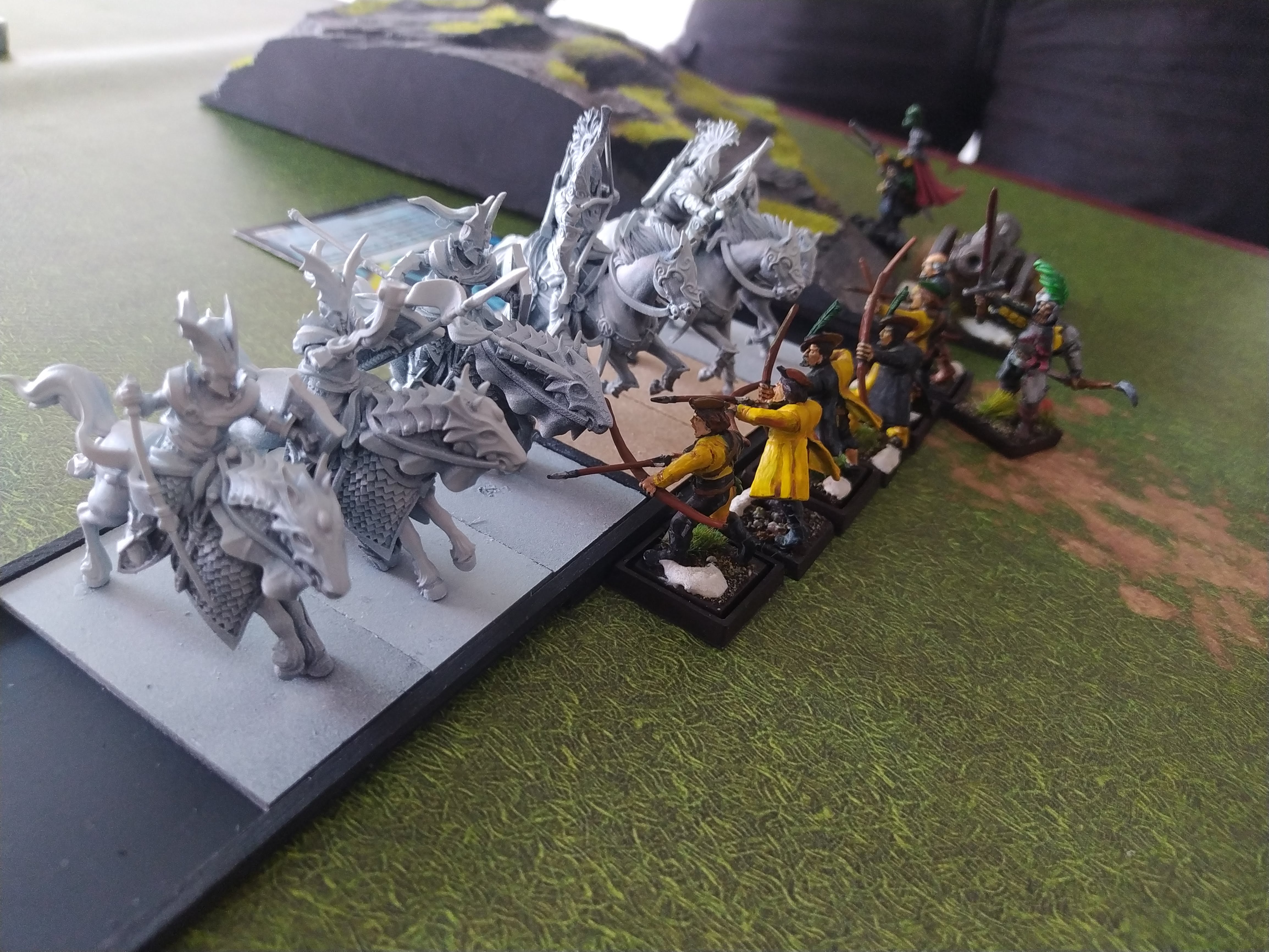 Round 4: High Elf Realms vs Empire of Man (Warhammer: The Old World) — High elves vs imperium w garażu :)