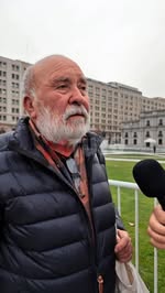 Instagram Reel by @soyelastuto, published Jun 4, 2026. ? Salimos a la calle para hacer una pregunta directa: ¿Estás conforme o disconforme con el gobierno actu…