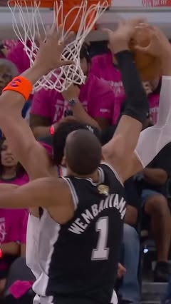 Instagram Reel by @courtside.tm, published Jun 4, 2026. ?? WEMBY AVAIT 14 POINTS D’AVANCE… MAIS BRUNSON A VOLÉ LE GAME 1 DES NBA FINALS ?? On pensait que San A…