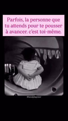 Instagram Reel by @women.digital.success, published May 20, 2026. Pendant longtemps, j’ai attendu le bon moment. Le bon signe. La bonne personne pour me dire q…