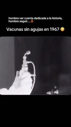 Instagram Reel by @historiaposteada, published May 19, 2026. ? En 1967, la tecnología de vacunación dio un salto hacia el futuro con jeringuillas sin aguja que…