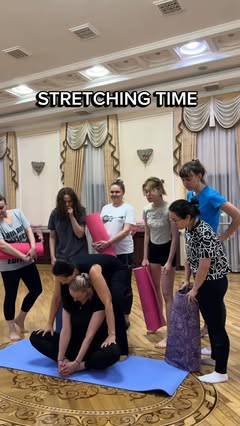 Instagram Reel by @yoga_uz_tashkent, published Apr 30, 2026. STRETCHING TIME #stretchingtime #йога