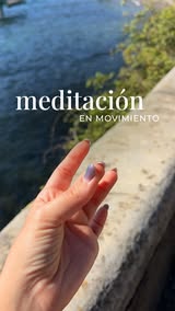 Instagram Reel by @yaatra.art, published Apr 20, 2026. Meditación en movimiento: Sa • Ta • Na • Ma Esta sencilla práctica aporta concentración y calma, hazla c…