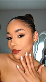 Instagram Reel by @glowwithalba, published May 23, 2026. Hack paso a paso de un buen contorno y concealer ?‍?? - - #hack #hackmakeup #makeuptutorial #tip #truc…