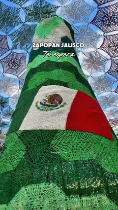 Instagram Reel by @fotografia_yas, published May 30, 2026. El andador 20 de Noviembre se vistió de colores con un homenaje muy especial de cara a la Copa del M…