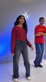 Instagram Reel by @_khushikhuranaa, published May 21, 2026. Raat bhar? [ raat bhar, shehzaan khan choreography, xlnc studio, viral, viral videos, trending, exp…