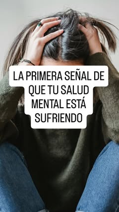 Instagram Reel by @psicovidamujer, published May 20, 2026. La salud mental no se rompe de golpe, se va desgastando en silencio. A veces esperamos a tener un at…