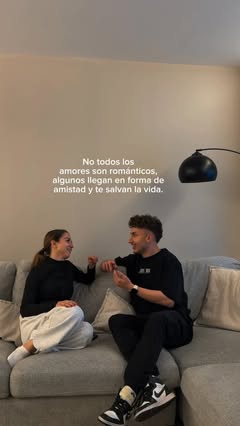 Instagram Reel by @ivann_sevilla, published May 22, 2026. Este es tu recordatorio de que el amor también tiene forma de amistad.❤️‍? #amistad #amigos #amiga