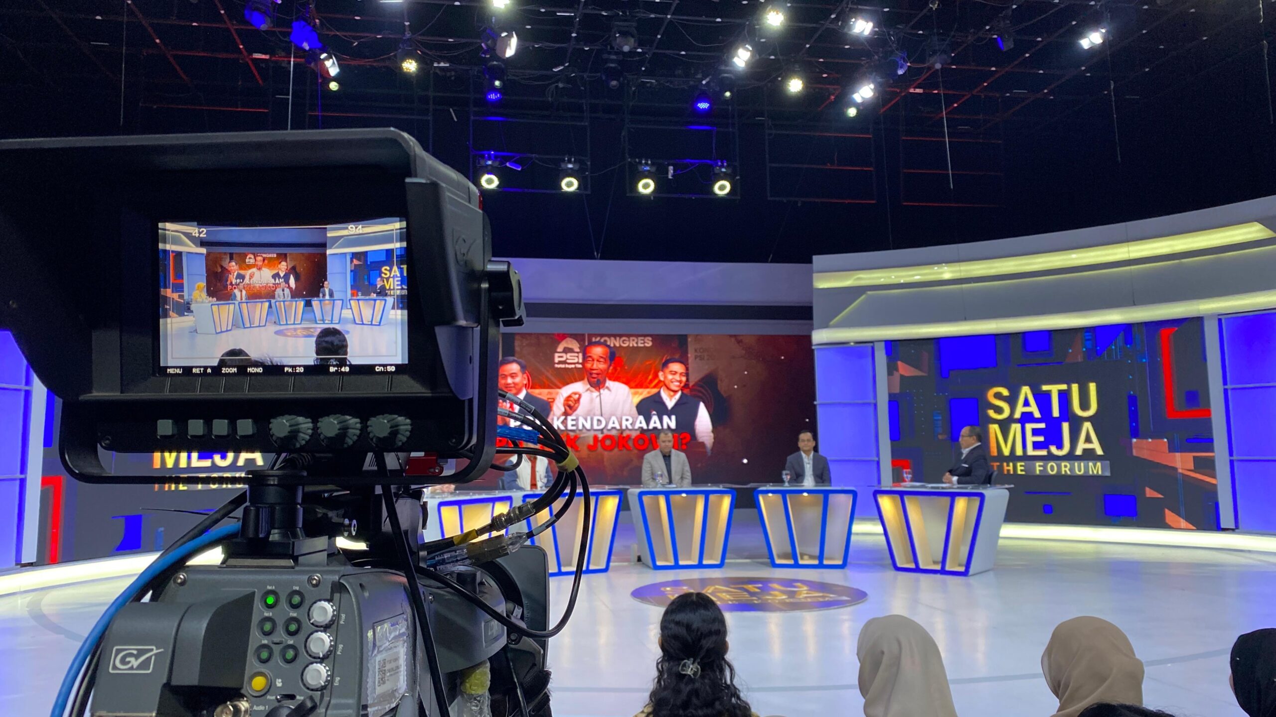 Jokowi Blak-blakan Dukung PSI, Siapa Lebih Diuntungkan?