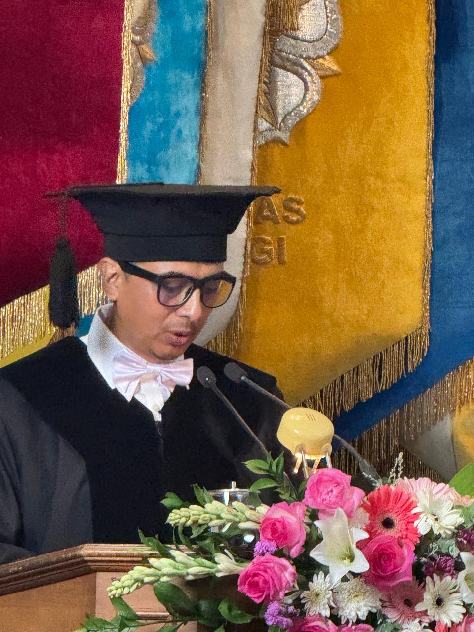 Profesor untuk Orang Tertindas