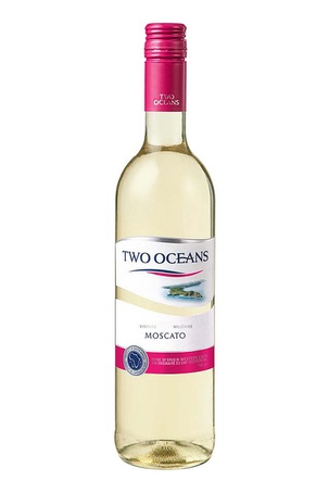 Two Oceans Moscato 75cl