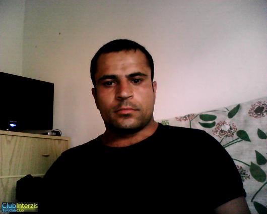 vali300485