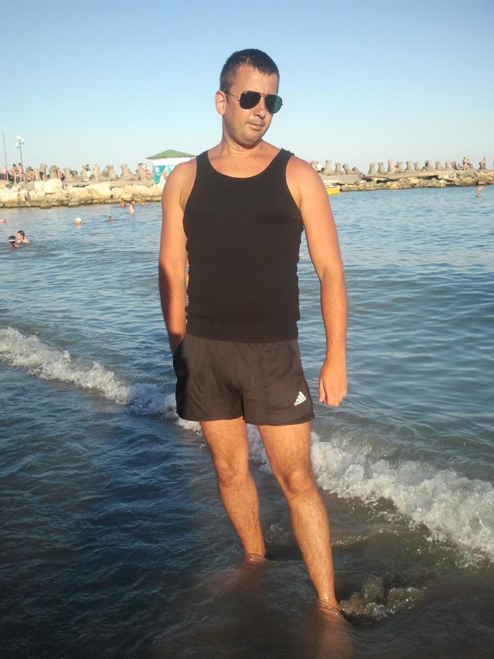 adrian_mg