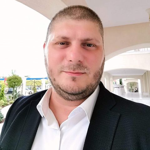 fb_4834142493275748