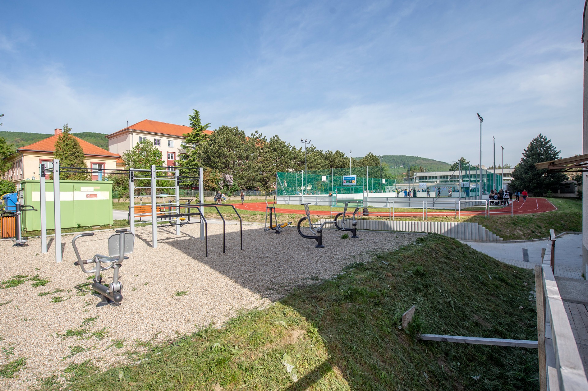 Športový areál a telocvičňa